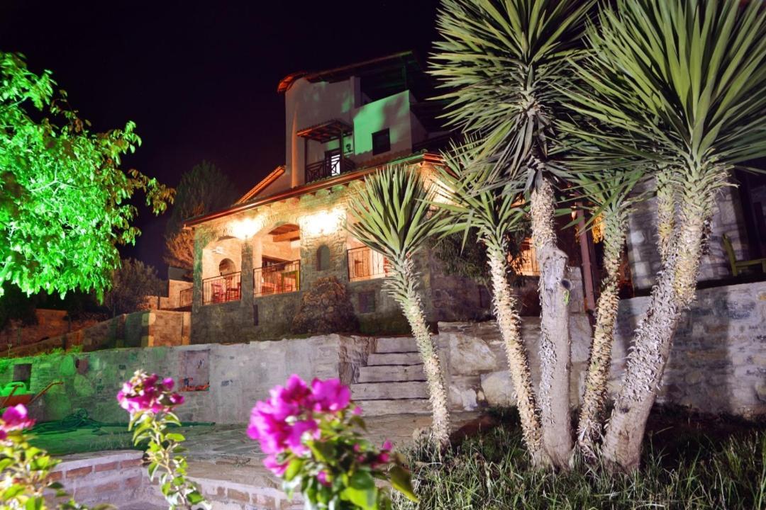 Pir Efes Konaklari إزمير المظهر الخارجي الصورة