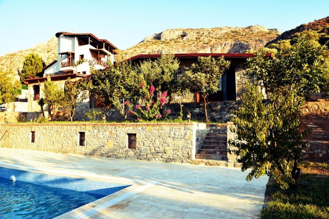 Pir Efes Konaklari إزمير المظهر الخارجي الصورة