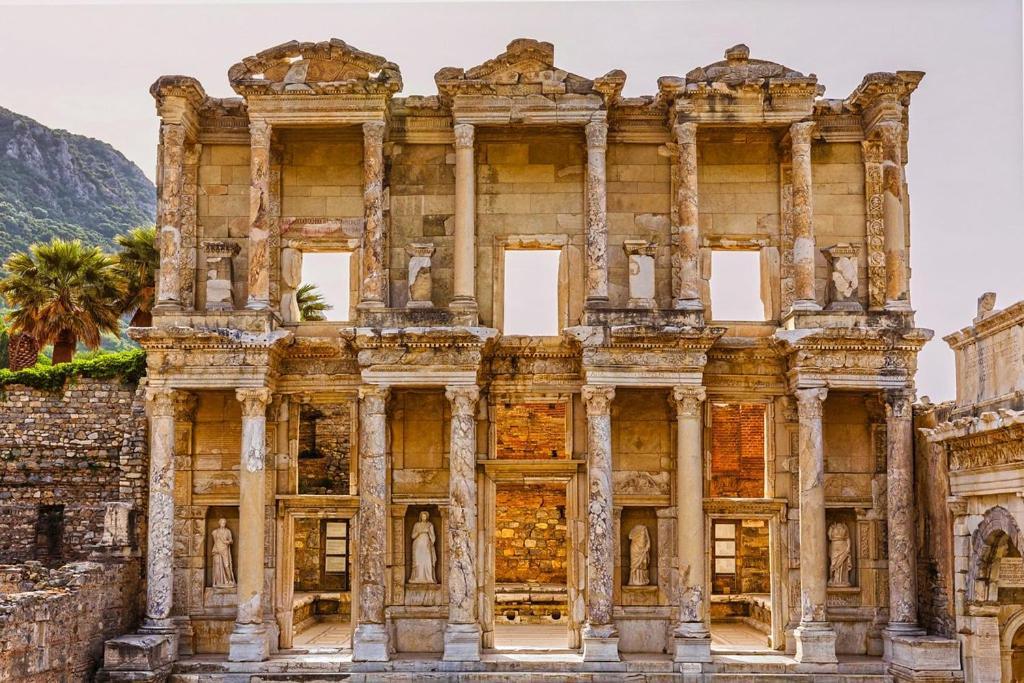 Pir Efes Konaklari إزمير المظهر الخارجي الصورة